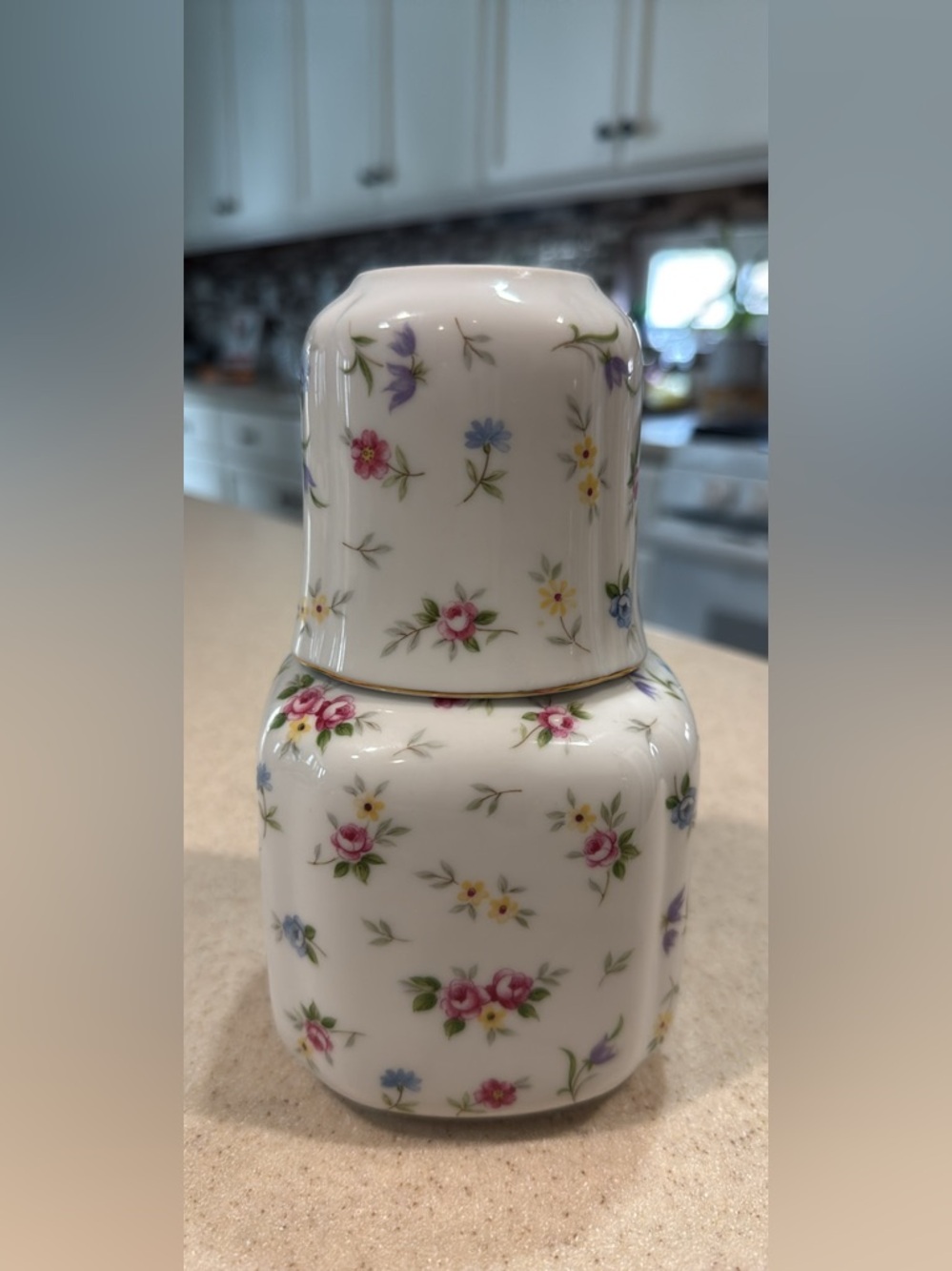 Takahashi Japan San Francisco Victoria Tumble floral Up Carafe And Cup